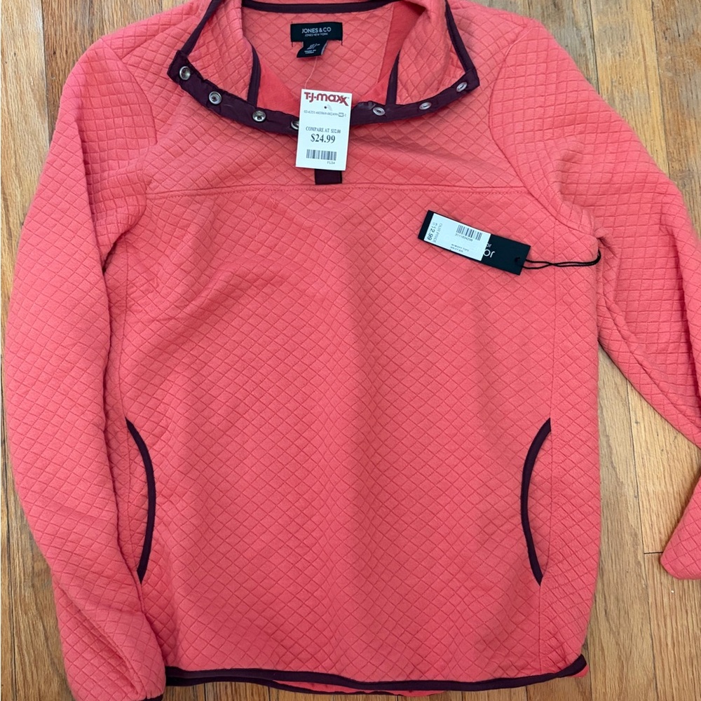 Jones New York Coral Quilted Top with Dark Trim - Picture 1 of 2